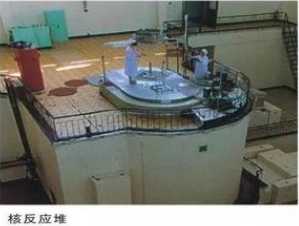 核径迹防伪技术